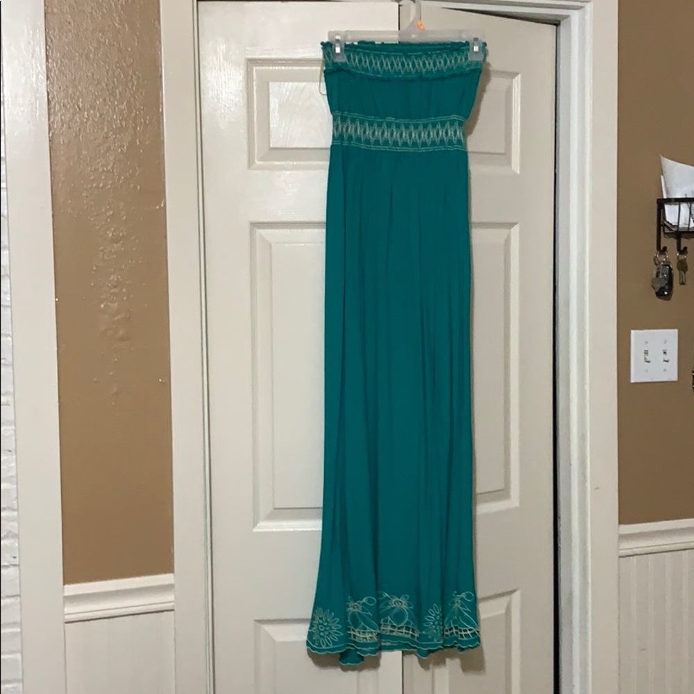 Strapless long dress